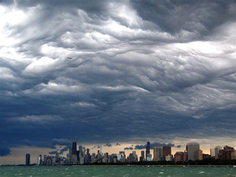 Storm Clouds Over Chicago Watchvtq9rnt7t Flickr