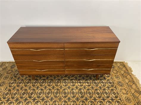 Mid Century Modern Mahogany Double Dresser By Link Taylor Epoch