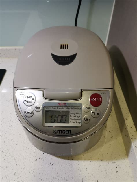 Tiger Induction Heating Rice Cooker JKW A TV Home Appliances