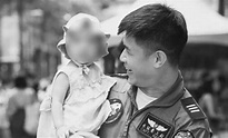 殉職飛官朱冠甍1歲女兒會叫爸了 妻一句話惹鼻酸 - 政治 - 中時新聞網