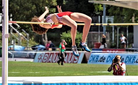 High Jump What Is Characteristics History Rules