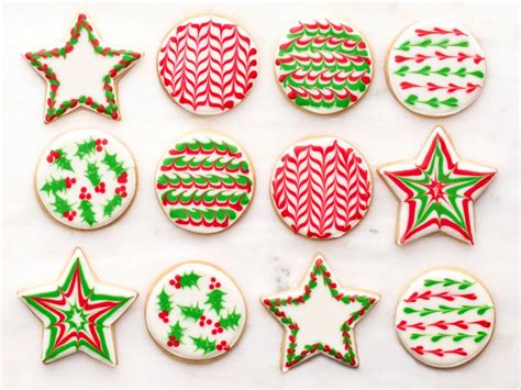 These healthy christmas cookies will help you spread holiday cheer, not cavities, this year. How to Decorate Sugar Cookies | Recipes, Dinners and Easy Meal Ideas | Food Network