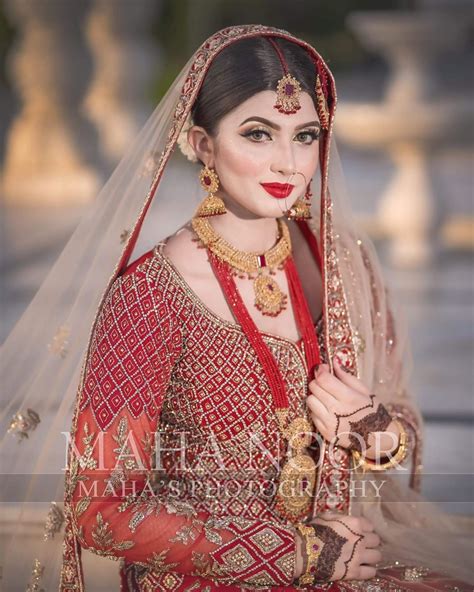 pin by anaya khan on pakistani gorgeous bridal pakistani bridal wear pakistani bride