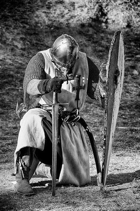 Medieval Knight Fight Free Photo On Pixabay Crusader Knight