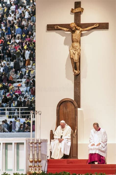 Holy Mass With Pope Francis Editorial Stock Photo Image Of Italy