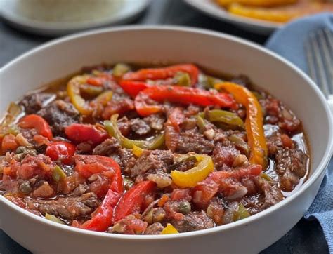 Anas Ropa Vieja With Muchos Spices And Red Wine Familia Kitchen