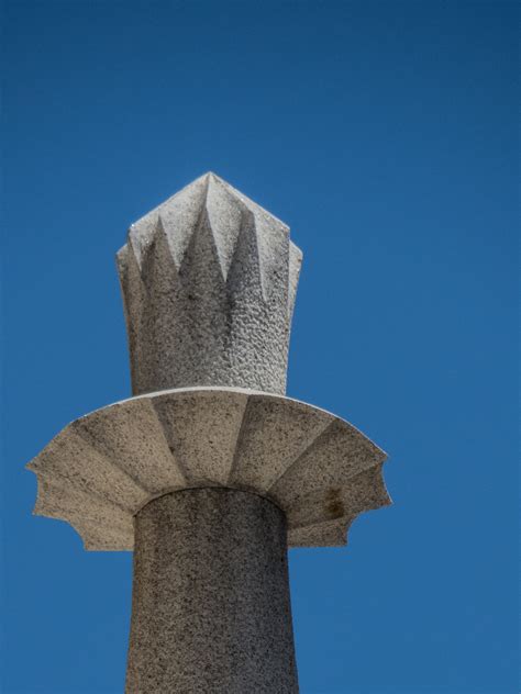 無料画像 構造 空 記念碑 像 反射 タワー シンボル ランドマーク 青 大聖堂 外観 クロス バルセロナ 近代