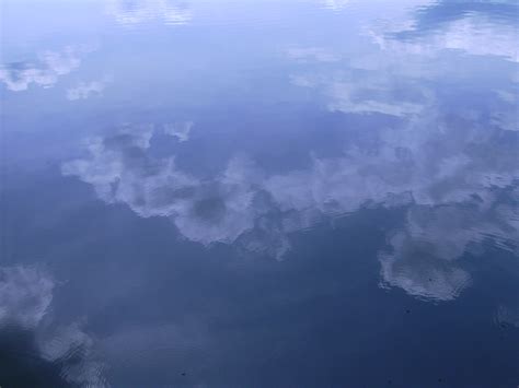 Free Stock Photo 16380 Cloud Reflection Freeimageslive