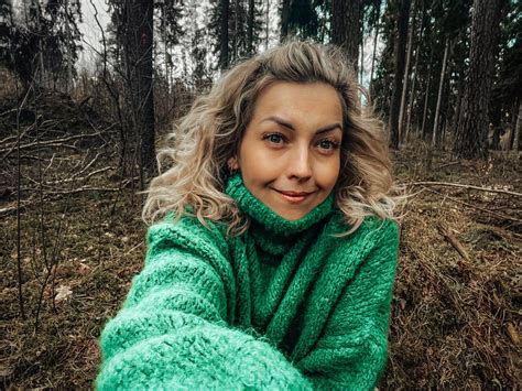 magda on twitter dobrego dnia dla was ja idę zobaczyć co w lesie piszczy 🌲🌳