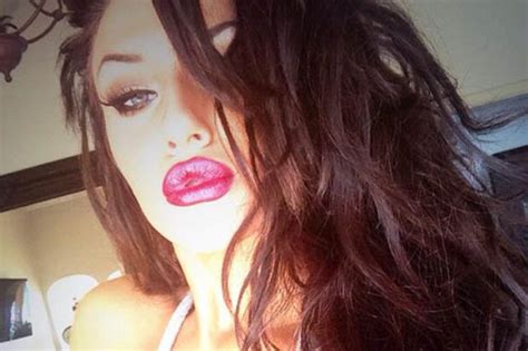 Courtney Stodden Shows Off Surgically Enhanced Lips In Pout Selfie
