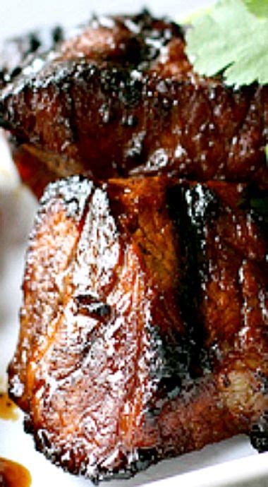 It consists of only salt (kosher or course sea salt), black pepper (freshly. Grilled Tri-Tip Steak with Molasses Chili Marinade ...