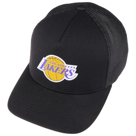Free uk & european delivery available plus next day option. Vintage Lakers Trucker Cap by Mitchell & Ness - 22,95