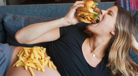 Women Who Eat Junk Food Take Longer To Become Pregnant Surrogacy In Russia And Abroad