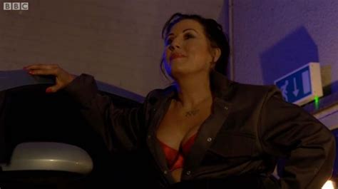 EastEnders Kat Star Jessie Wallace S Hottest Snaps Red Carpet Bra