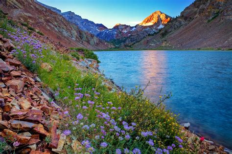 Sleep in ecologically designed tents complete with persian rugs at over 8000 feet elevation. Greg Clure Photography Blog: Convict Lake Backpack - A ...