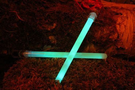 5 X Ultra Bright Army Nato Glowsticks Survival Camping Bushcraft Glow