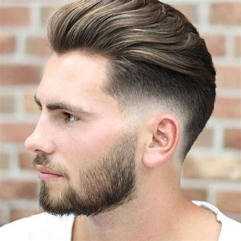 In order to achieve a simple yet stylish look, just tell your barber to cut your hair evenly. Best Mens Haircuts 2021 | Christmas Day 2020