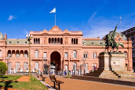 La casa de las flores. Präsidentenpalast (Casa Rosada) in Buenos Aires ...