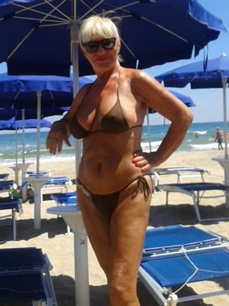 Busty Italian Granny Mature Milf On The Beach Very Hot 549 Pics