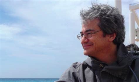 Carlo rovelli inaugura la stagione invernale di una montagna di libri cortina d'ampezzo. Gaffe sessista Sky Tg24 | Carlo Rovelli | Intervista ...
