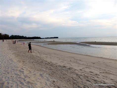 Mana taknya, ni la destinasi percutian pantai yang paling dekat dengan kalau park tepi jalan pun tak jauh nak kena menapak ke kawasan ni. The Best Port Dickson Beach: Everything You Need To Know ...