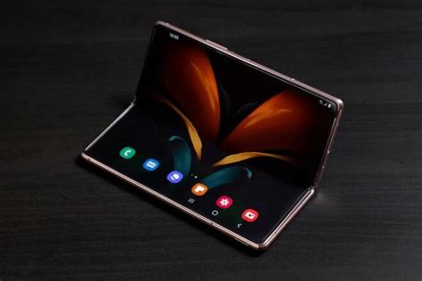 Samsung galaxy z fold 2 multimedia, gaming, sound and call quality. Samsung Galaxy Z Fold 2 full specs, price and availability ...