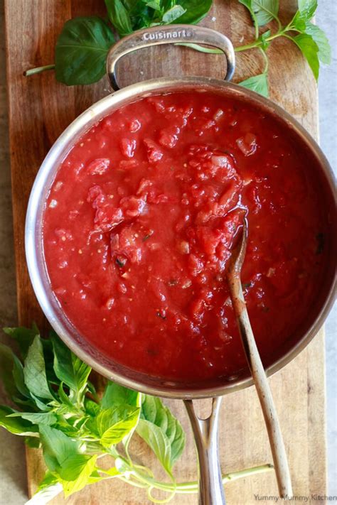 Simple Italian Pomodoro Sauce Perfect For Spaghetti
