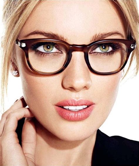 How To Wear Makeup With Glasses 28 Beautiful Ideas And Tutorials
