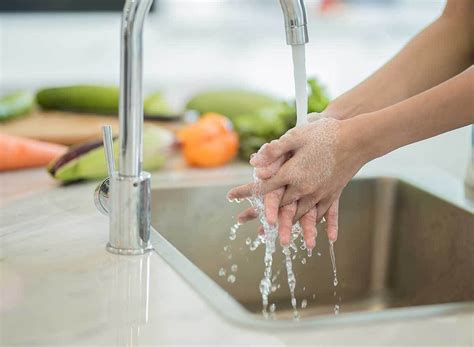 The Terrible Hand Hygiene Mistakes Youre Making In The Kitchen Hand
