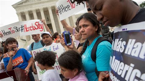 Obamas Immigration Plan Dealt Big Blow By Supreme Court Cnn Politics