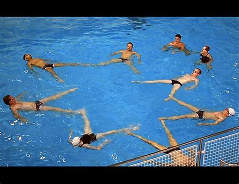 Synchronize Swimming Picture Uks All Male Synchronized Swim Team