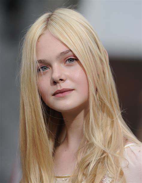 Most Viewed Elle Fanning Wallpapers K Wallpapers