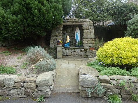 The Grotto At St Marys Catholic © Stephen Armstrong Cc By Sa20