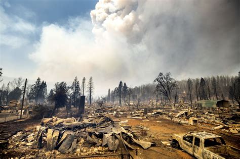 Californias Dixie Fire Still Raging Has Destroyed More Than 1000