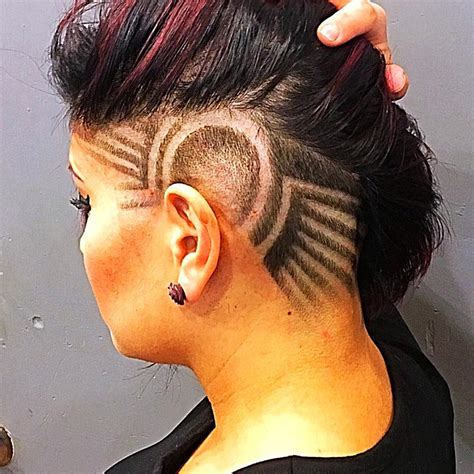 42 Women S Haircut With Design