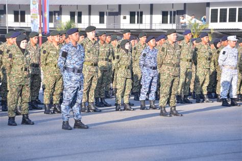 Perbarisan Penukaran Designasi Nama Dan Logo Malaysian Defence