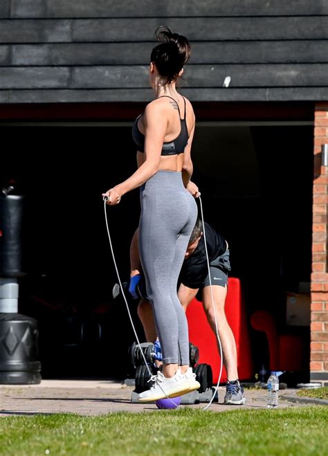 Danielle Lloyd Working Out In Her Yard In Liverpool Celebmafia