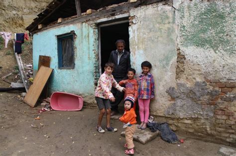 In Pictures Roma Slums In Romania And Slovakia Bbc News