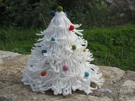 How To Make A Small White Christmas Tree Small White Christmas Tree