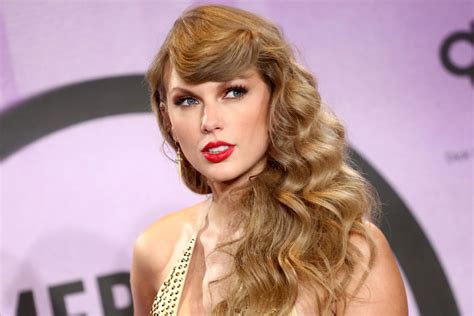 Shake Off Your Ex With This Taylor Swift Themed Break Up Bar In 2023 Taylor Swift Fan