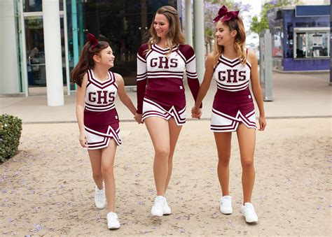 Cheer Coaches: 5 Things to Look for at Tryouts - Omni Blog