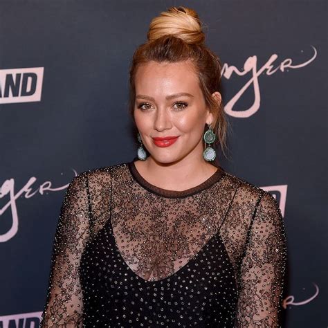 Hilary Duff Wore A Daring See Through Dress And ‘how I Met Your Father Fans Are Floored