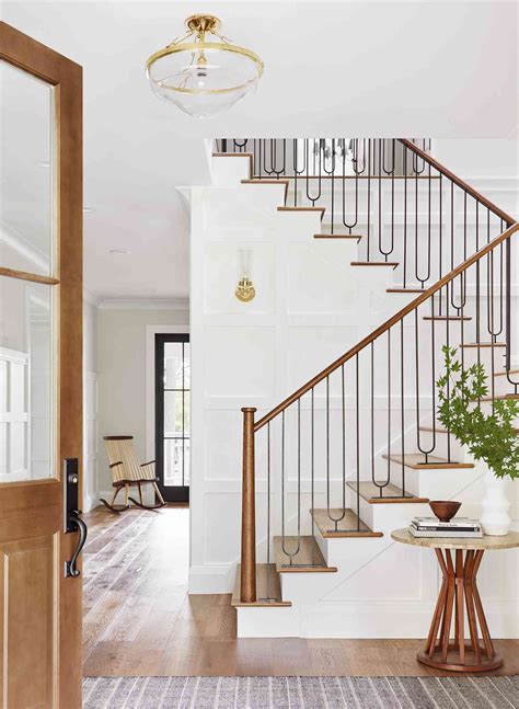 17 Brilliant Ways To Style Your Staircase