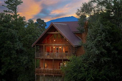 Mountain Pool Lodge Sevierville Cabin Smoky Mountains