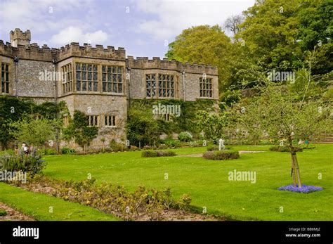 The Gardens Haddon Hall Bakewell Derbyshire Stock Photo Royalty