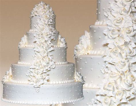Montilio S Traditional Wedding Cakes Traditional Wedding Cakes