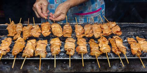 10 of the most popular thai street food dishes fan club thailand