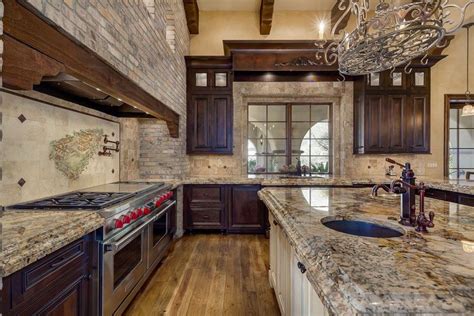 Tuscany is a region in italy and the kitchens there are famous for the rustic mood they bring. 29 Elegant Tuscan Kitchen Ideas (Decor & Designs ...