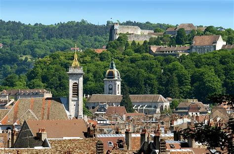 Informations pratiques, actualités et démarches en lignes. Visite guidée de la Citadelle de Besançon - Les 2Bourgognes