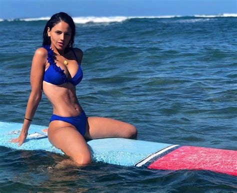 Critican A Eiza González Al Mostrar Suciedad En Sexy Bikini